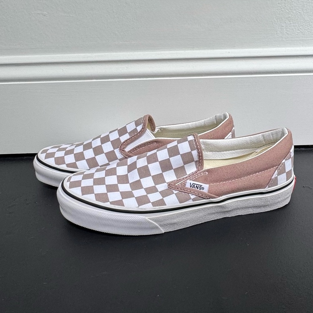 Vans taupe and White Checkered Slip-Ons - Picture 2 of 6